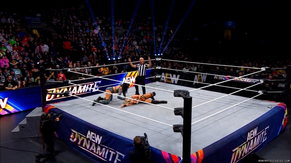 Click to view full size image
==============
wowdynamite20250212_00_04_35_00_Still344.jpg wowdynamite20250212_00_04_35_00_Still344.jpg