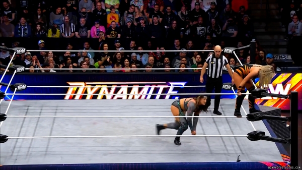 Click to view full size image
==============
wowdynamite20250212_00_04_39_20_Still372.jpg wowdynamite20250212_00_04_39_20_Still372.jpg