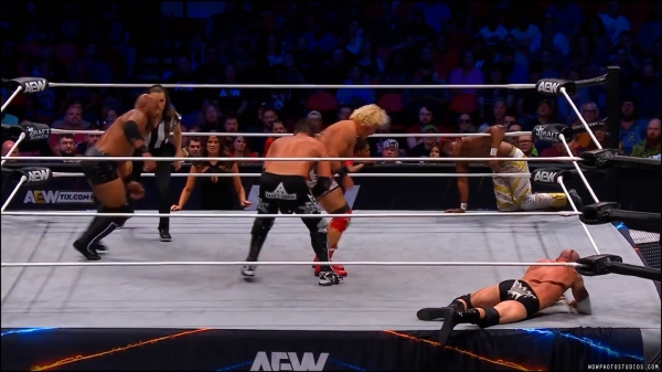 Click to view full size image
==============
wowrampage20240830_00_00_39_15_Still142.jpg wowrampage20240830_00_00_39_15_Still142.jpg