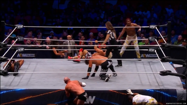 Click to view full size image
==============
wowrampage20240830_00_00_40_20_Still145.jpg wowrampage20240830_00_00_40_20_Still145.jpg