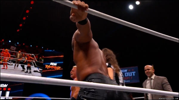 Click to view full size image
==============
wowrampage20240830_00_00_50_15_Still165.jpg wowrampage20240830_00_00_50_15_Still165.jpg