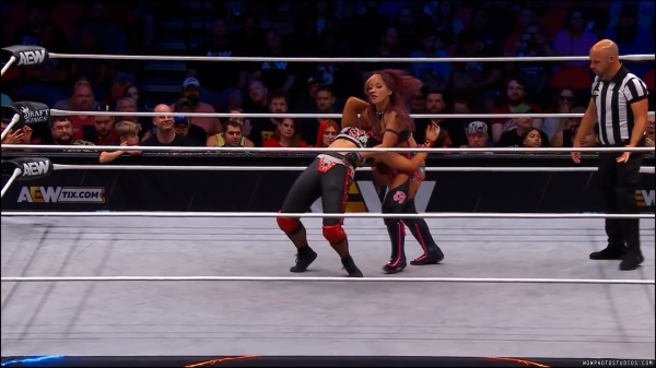 Click to view full size image
==============
wowrampage20240830_00_01_08_15_Still265.jpg wowrampage20240830_00_01_08_15_Still265.jpg