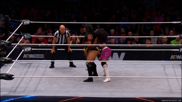 Click to view full size image
==============
wowrampage20240830_00_02_29_05_Still515.jpg wowrampage20240830_00_02_29_05_Still515.jpg