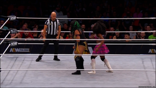 Click to view full size image
==============
wowrampage20240830_00_02_29_15_Still517.jpg wowrampage20240830_00_02_29_15_Still517.jpg