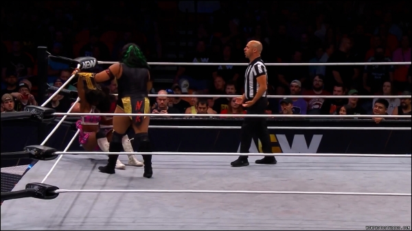 Click to view full size image
==============
wowrampage20240830_00_02_31_20_Still530.jpg wowrampage20240830_00_02_31_20_Still530.jpg