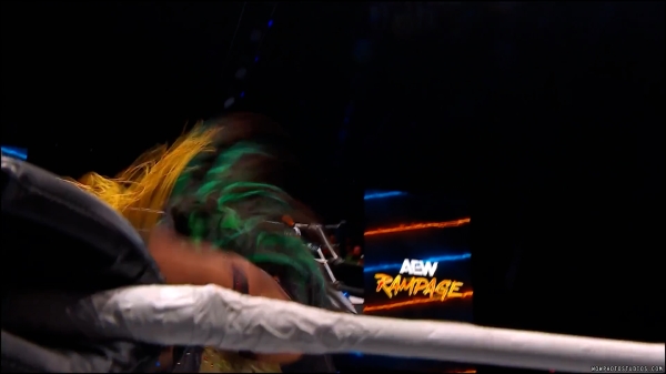 Click to view full size image
==============
wowrampage20240830_00_02_33_20_Still542.jpg wowrampage20240830_00_02_33_20_Still542.jpg