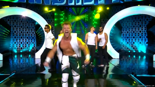 Click to view full size image
==============
wowrampage20240913_00_01_13_00_Still375.jpg wowrampage20240913_00_01_13_00_Still375.jpg