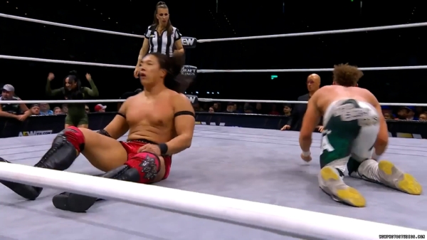 Click to view full size image
==============
wowrampage20240913_00_02_07_05_Still504.jpg wowrampage20240913_00_02_07_05_Still504.jpg