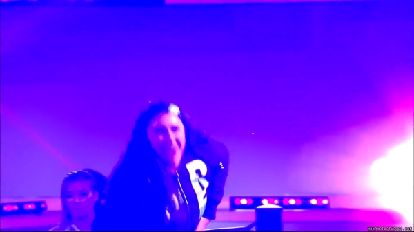 Click to view full size image
==============
wowroh20240905_00_00_04_10_Still025.jpg wowroh20240905_00_00_04_10_Still025.jpg