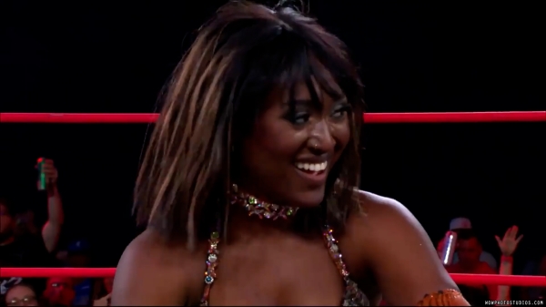 Click to view full size image
==============
wowroh20240912_00_00_38_10_Still228.jpg wowroh20240912_00_00_38_10_Still228.jpg