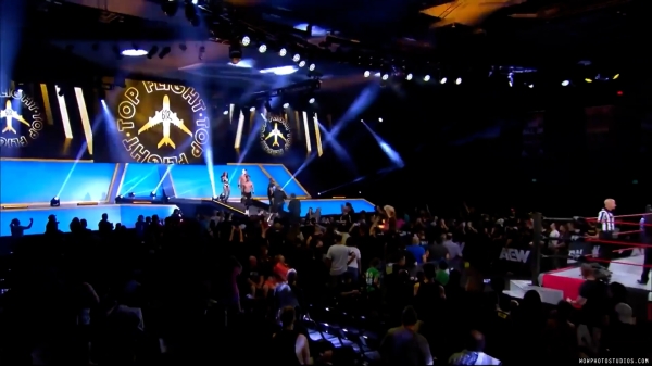 Click to view full size image
==============
wowroh20240912_00_00_44_05_Still250.jpg wowroh20240912_00_00_44_05_Still250.jpg