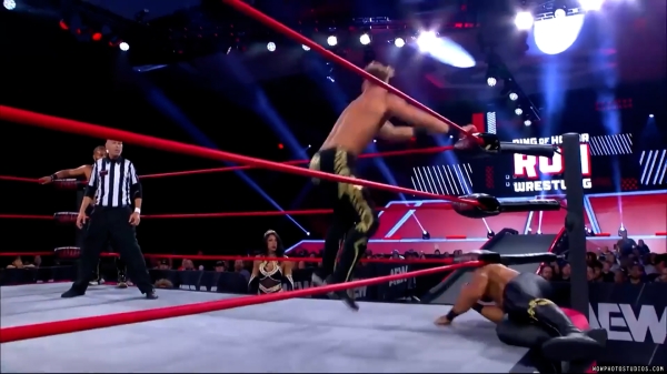 Click to view full size image
==============
wowroh20240912_00_01_03_05_Still311.jpg wowroh20240912_00_01_03_05_Still311.jpg