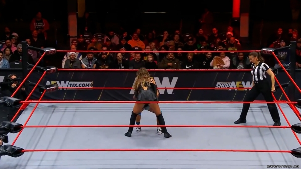 Click to view full size image
==============
wowroh20250103_00_01_59_15_Still340.jpg wowroh20250103_00_01_59_15_Still340.jpg