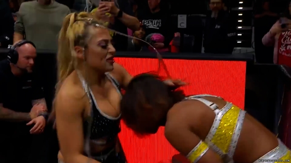 Click to view full size image
==============
wowroh20250116_00_02_15_00_Still091.jpg wowroh20250116_00_02_15_00_Still091.jpg