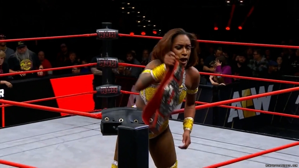 Click to view full size image
==============
wowroh20250116_00_02_27_10_Still165.jpg wowroh20250116_00_02_27_10_Still165.jpg