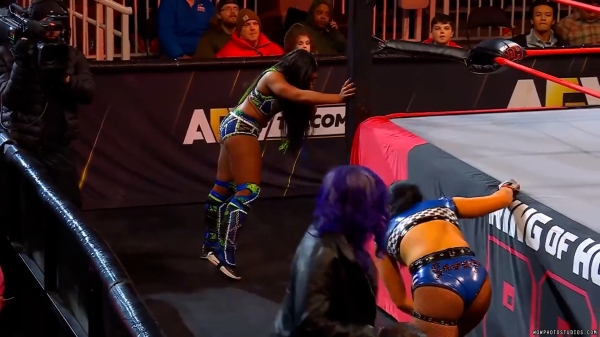 Click to view full size image
==============
wowroh20250206_00_01_52_25_Still128.jpg wowroh20250206_00_01_52_25_Still128.jpg