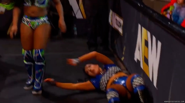 Click to view full size image
==============
wowroh20250206_00_01_54_00_Still135.jpg wowroh20250206_00_01_54_00_Still135.jpg