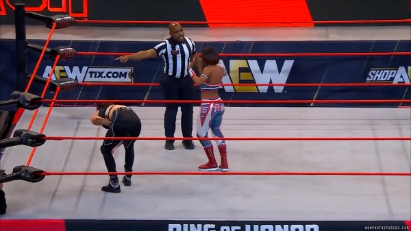 Click to view full size image
==============
wowroh20250206_00_03_06_25_Still291.jpg wowroh20250206_00_03_06_25_Still291.jpg