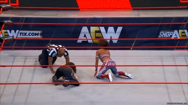 Click to view full size image
==============
wowroh20250206_00_03_09_00_Still304.jpg wowroh20250206_00_03_09_00_Still304.jpg