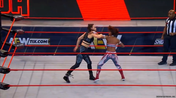 Click to view full size image
==============
wowroh20250206_00_03_14_20_Still338.jpg wowroh20250206_00_03_14_20_Still338.jpg