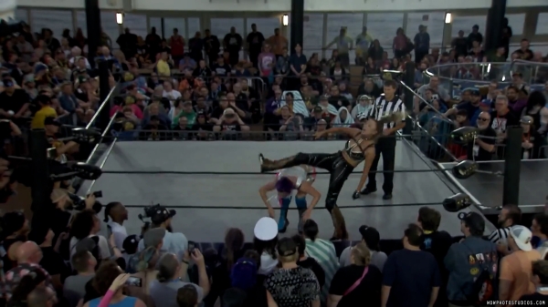 Click to view full size image
==============
wowroh20250213_00_01_08_25_Still176.jpg wowroh20250213_00_01_08_25_Still176.jpg