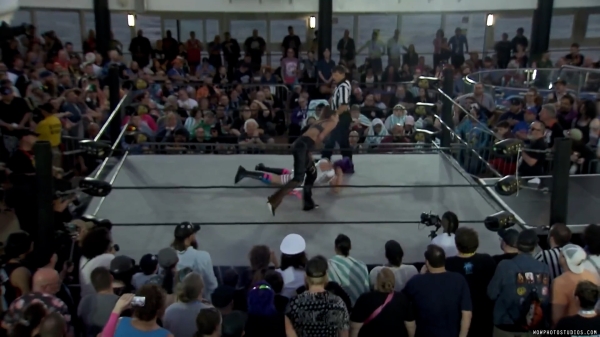 Click to view full size image
==============
wowroh20250213_00_01_12_25_Still200.jpg wowroh20250213_00_01_12_25_Still200.jpg