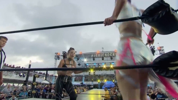 Click to view full size image
==============
wowroh20250213_00_01_14_05_Still208.jpg wowroh20250213_00_01_14_05_Still208.jpg