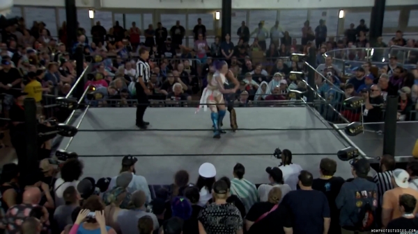 Click to view full size image
==============
wowroh20250213_00_01_14_15_Still210.jpg wowroh20250213_00_01_14_15_Still210.jpg