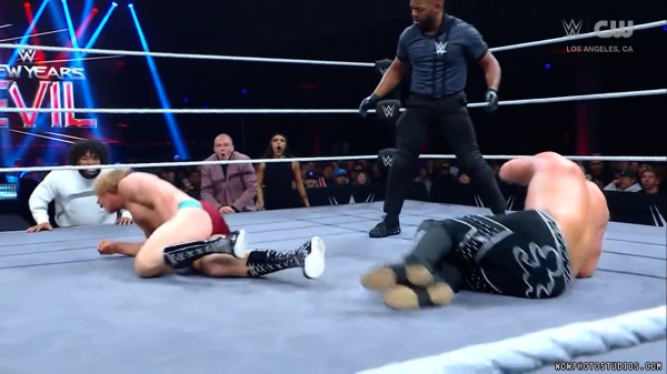 Click to view full size image
==============
wownxt20250107_00_03_29_25_Still760.jpg wownxt20250107_00_03_29_25_Still760.jpg