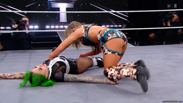 Click to view full size image
==============
wownxt20250128_00_03_22_05_Still660.jpg wownxt20250128_00_03_22_05_Still660.jpg