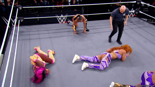 Click to view full size image
==============
wownxt20250128_00_05_25_25_Still1005.jpg wownxt20250128_00_05_25_25_Still1005.jpg