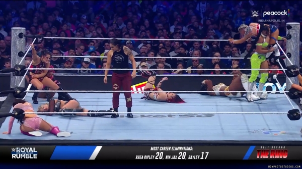 Click to view full size image
==============
wowppv20250201_00_01_49_20_Still510.jpg wowppv20250201_00_01_49_20_Still510.jpg