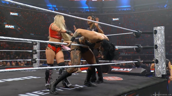 Click to view full size image
==============
wowraw20250106_00_05_05_15_Still300.jpg wowraw20250106_00_05_05_15_Still300.jpg