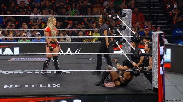 Click to view full size image
==============
wowraw20250106_00_05_11_10_Still333.jpg wowraw20250106_00_05_11_10_Still333.jpg