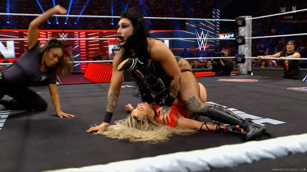 Click to view full size image
==============
wowraw20250106_00_05_24_25_Still413.jpg wowraw20250106_00_05_24_25_Still413.jpg