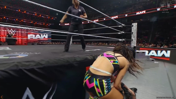 Click to view full size image
==============
wowraw20250113_00_04_16_15_Still276.jpg wowraw20250113_00_04_16_15_Still276.jpg