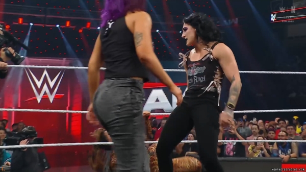 Click to view full size image
==============
wowraw20250113_00_05_11_25_Still452.jpg wowraw20250113_00_05_11_25_Still452.jpg