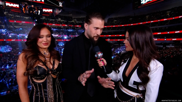 Click to view full size image
==============
wowraw20250120_00_02_18_10_Still072.jpg wowraw20250120_00_02_18_10_Still072.jpg