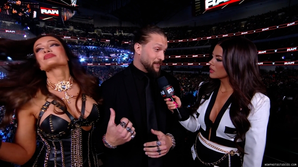 Click to view full size image
==============
wowraw20250120_00_02_18_20_Still074.jpg wowraw20250120_00_02_18_20_Still074.jpg