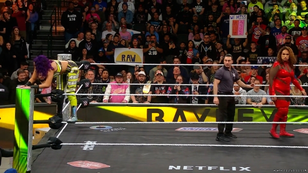 Click to view full size image
==============
wowraw20250120_00_03_30_25_Still204.jpg wowraw20250120_00_03_30_25_Still204.jpg