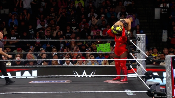 Click to view full size image
==============
wowraw20250120_00_03_33_00_Still217.jpg wowraw20250120_00_03_33_00_Still217.jpg