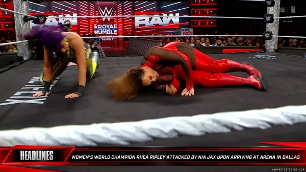 Click to view full size image
==============
wowraw20250120_00_03_37_10_Still243.jpg wowraw20250120_00_03_37_10_Still243.jpg