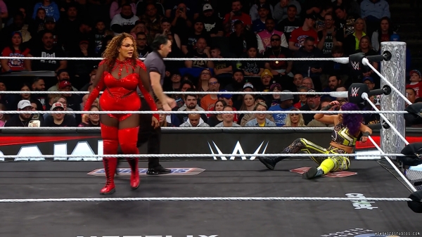 Click to view full size image
==============
wowraw20250120_00_03_43_25_Still280.jpg wowraw20250120_00_03_43_25_Still280.jpg