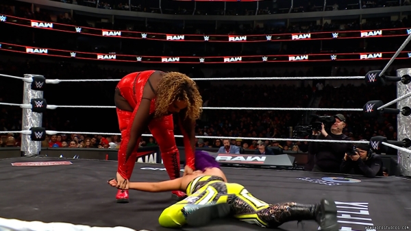 Click to view full size image
==============
wowraw20250120_00_03_48_25_Still310.jpg wowraw20250120_00_03_48_25_Still310.jpg