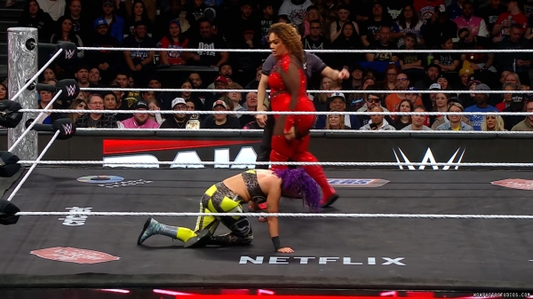 Click to view full size image
==============
wowraw20250120_00_03_50_05_Still318.jpg wowraw20250120_00_03_50_05_Still318.jpg