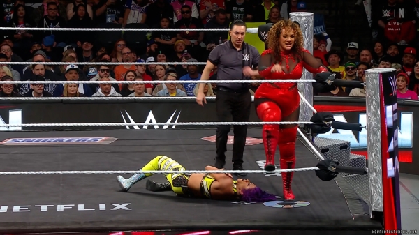 Click to view full size image
==============
wowraw20250120_00_04_05_20_Still411.jpg wowraw20250120_00_04_05_20_Still411.jpg