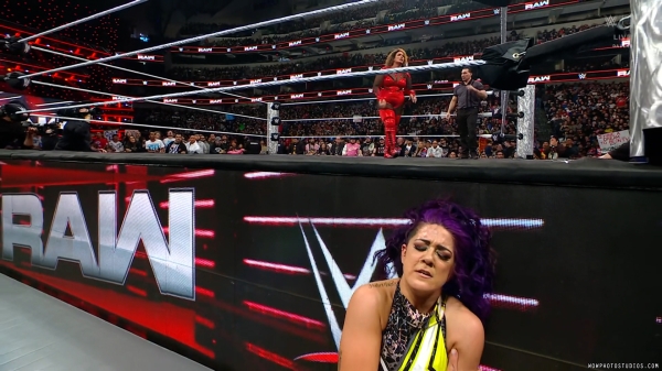 Click to view full size image
==============
wowraw20250120_00_04_14_15_Still462.jpg wowraw20250120_00_04_14_15_Still462.jpg