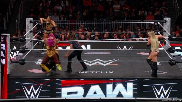 Click to view full size image
==============
wowraw20250127_00_05_05_05_Still429.jpg wowraw20250127_00_05_05_05_Still429.jpg