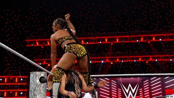 Click to view full size image
==============
wowraw20250127_00_05_10_10_Still460.jpg wowraw20250127_00_05_10_10_Still460.jpg