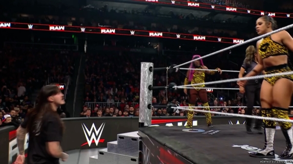 Click to view full size image
==============
wowraw20250127_00_05_20_00_Still518.jpg wowraw20250127_00_05_20_00_Still518.jpg